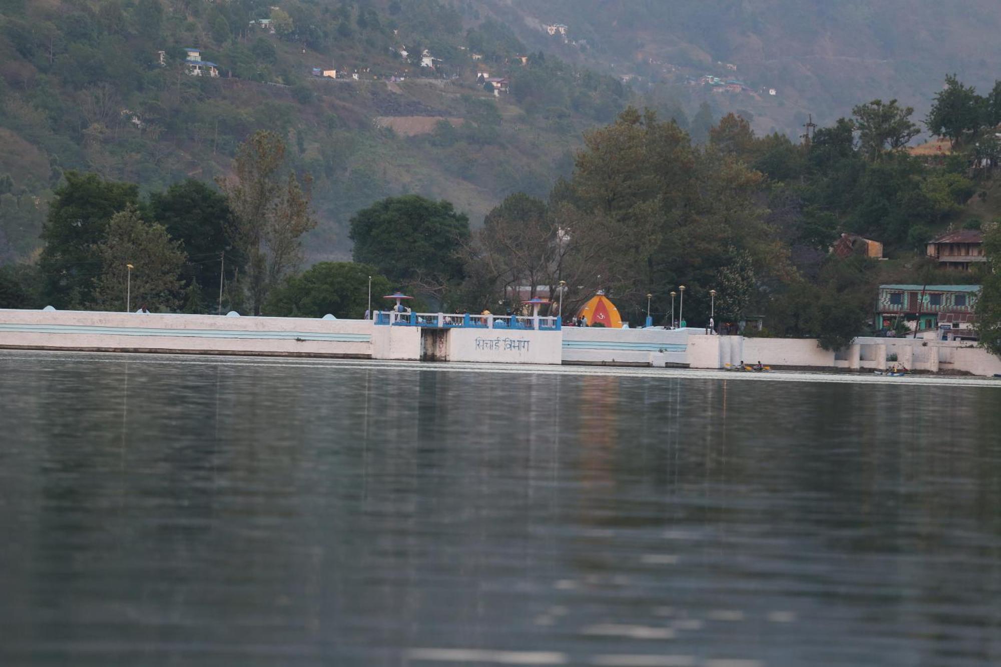 Royal Rosette Lake View Bhimtal Nainital Bagian luar foto