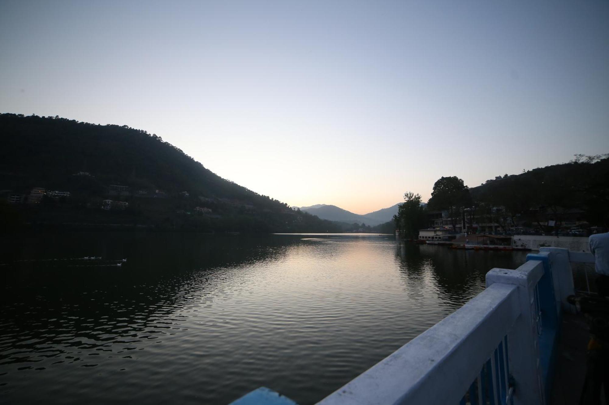 Royal Rosette Lake View Bhimtal Nainital Bagian luar foto